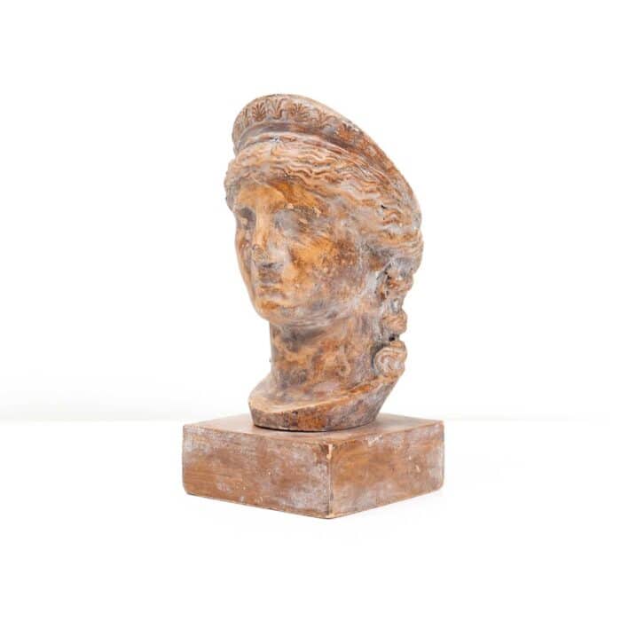 Statue of Greek goddess Hera (10x10x22cm)