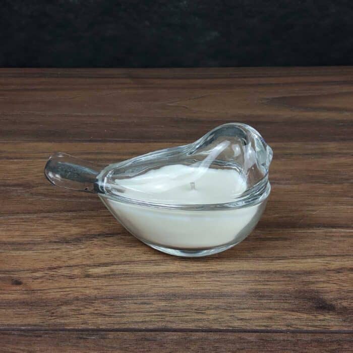 Scented soy candle