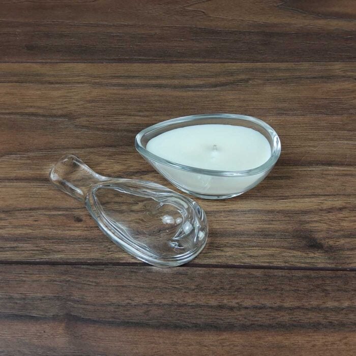 Scented soy candle