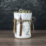 Christmas Botanical Soy Candle with cinnamon (8x8x11cm) - Image 3