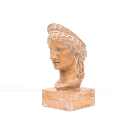 Statue of Greek goddess Hera