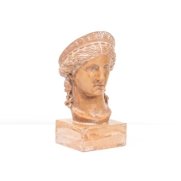 Statue of Greek goddess Hera