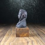 Veiled woman – Sculpture